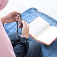 Sholawat menjadi cahaya di hari kiamat, ini jumlah minimal yang dianjurkan